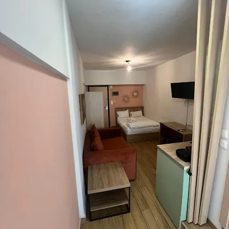 Dreamy Center 7 Thesbnbgr Apartamento